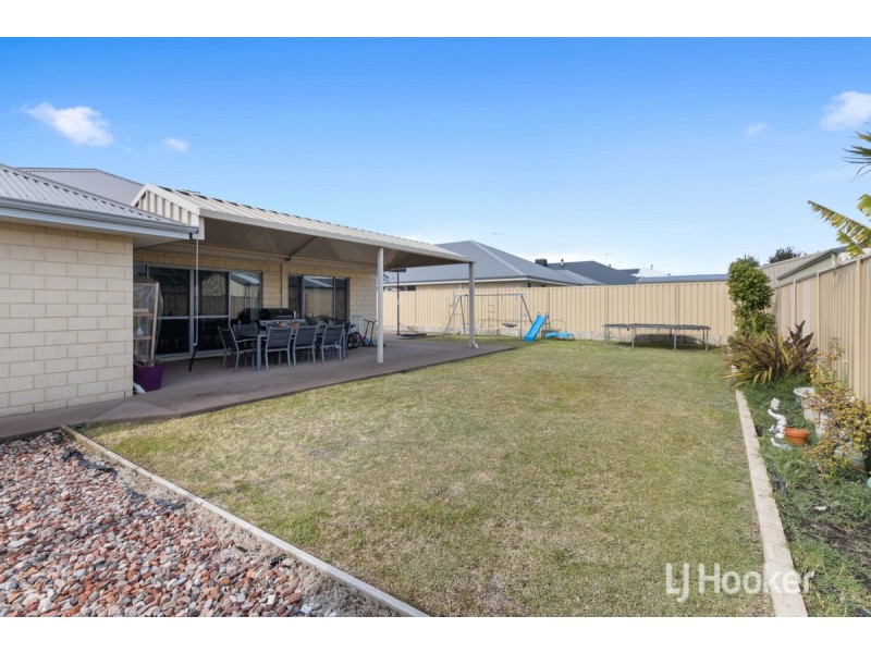 10 Wandoo Way, Eaton WA 6232