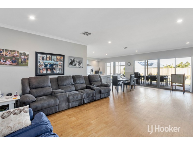 10 Wandoo Way, Eaton WA 6232