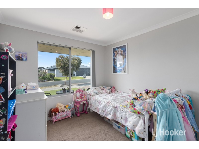 10 Wandoo Way, Eaton WA 6232