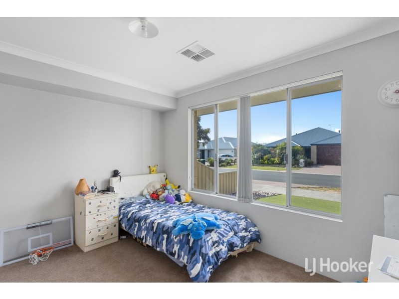 10 Wandoo Way, Eaton WA 6232