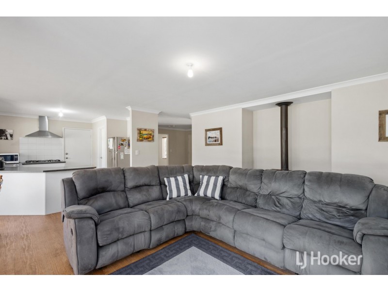 12 Grant Street, Allanson WA 6225