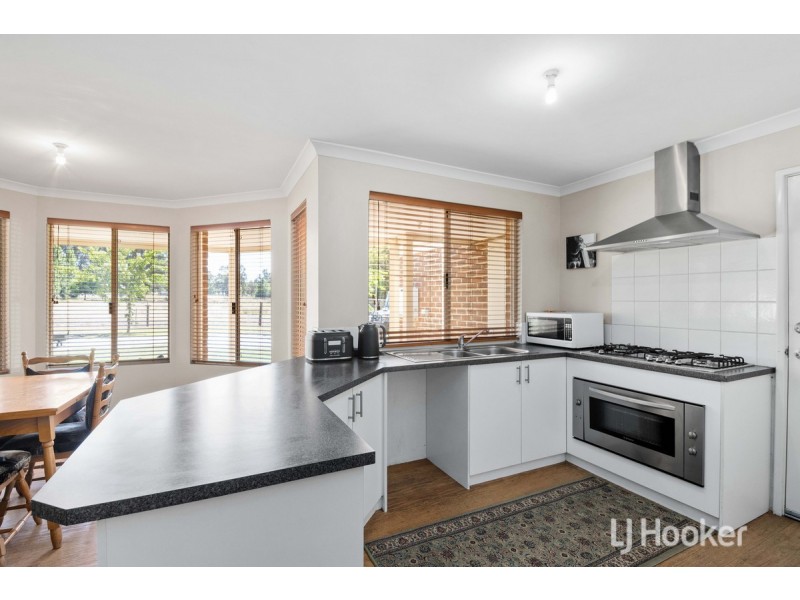 12 Grant Street, Allanson WA 6225