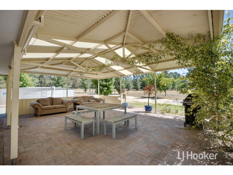 12 Grant Street, Allanson WA 6225