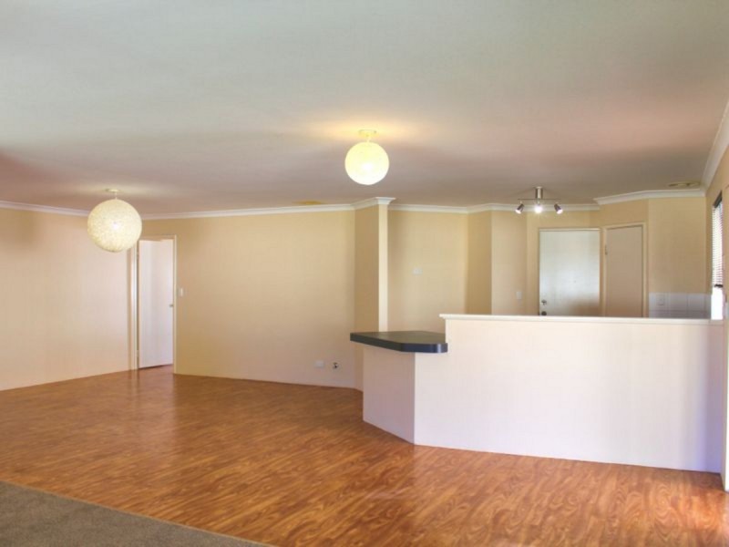 8 Butcherbird Road, Harvey WA 6220