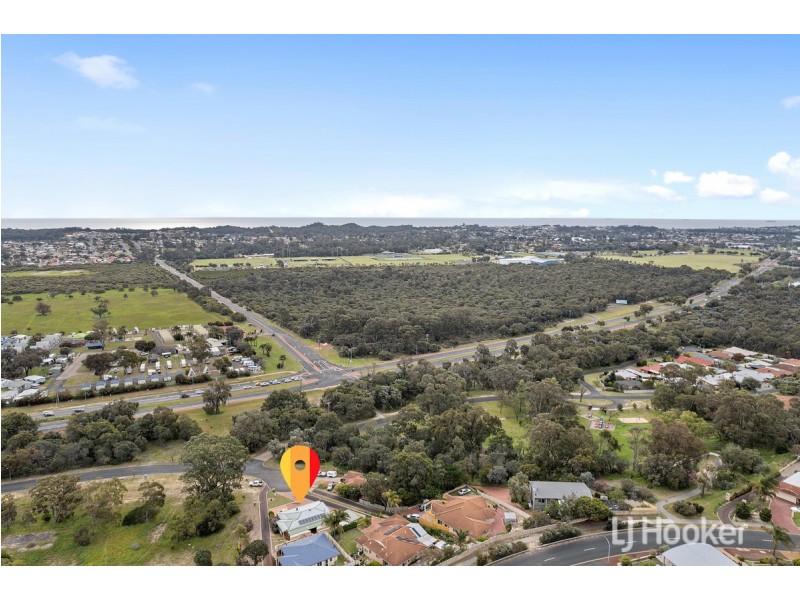 4 University Close, College Grove WA 6230