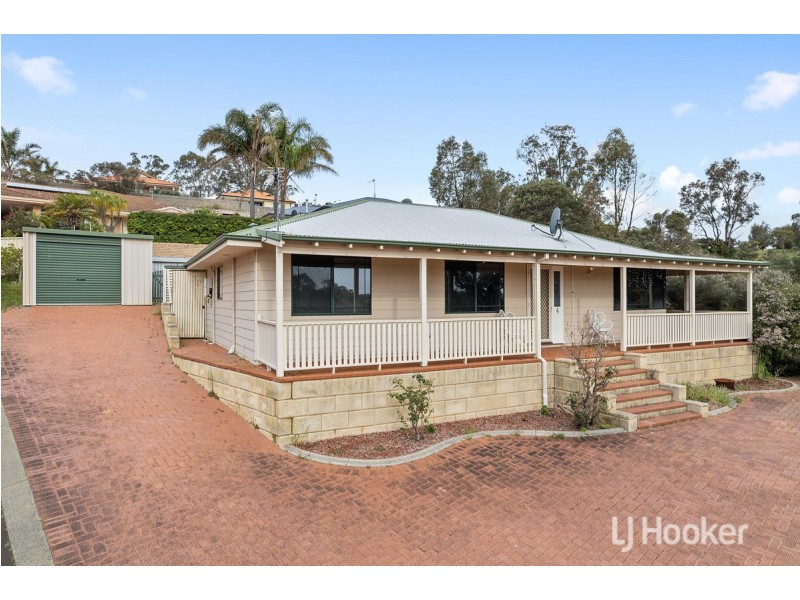 4 University Close, College Grove WA 6230