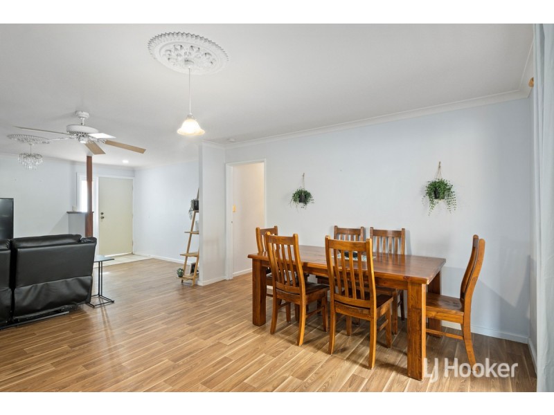 4 University Close, College Grove WA 6230