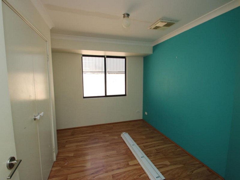 69 Barnes Avenue, Australind WA 6233