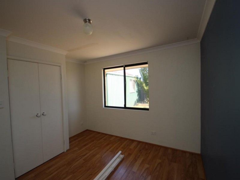 69 Barnes Avenue, Australind WA 6233