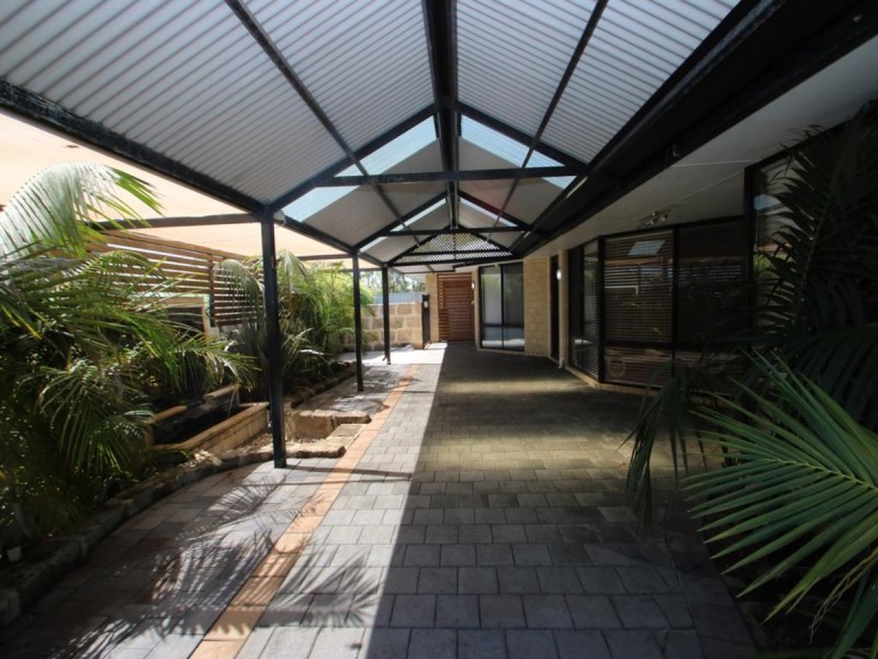 69 Barnes Avenue, Australind WA 6233