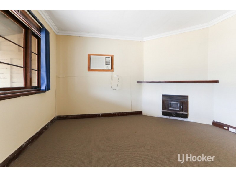 54 Wittenoom Street, Collie WA 6225