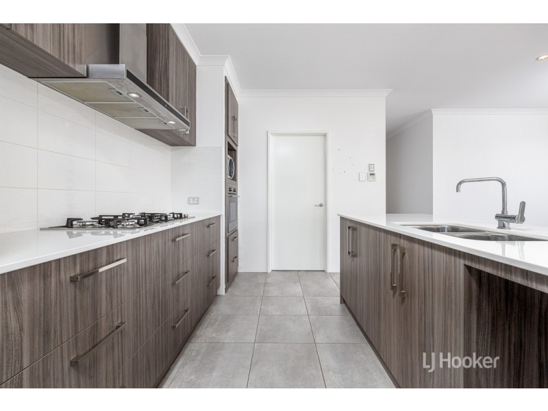 81 The Boulevard, Australind WA 6233