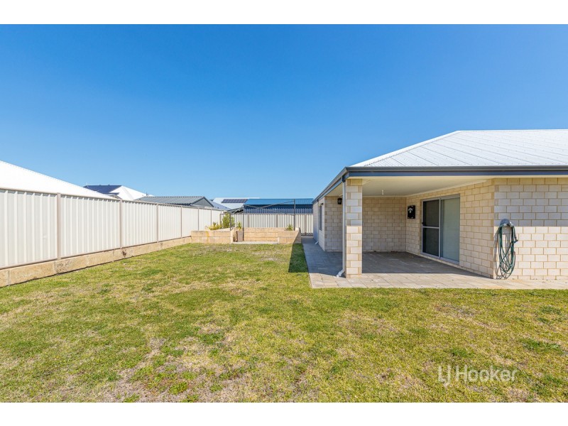 81 The Boulevard, Australind WA 6233