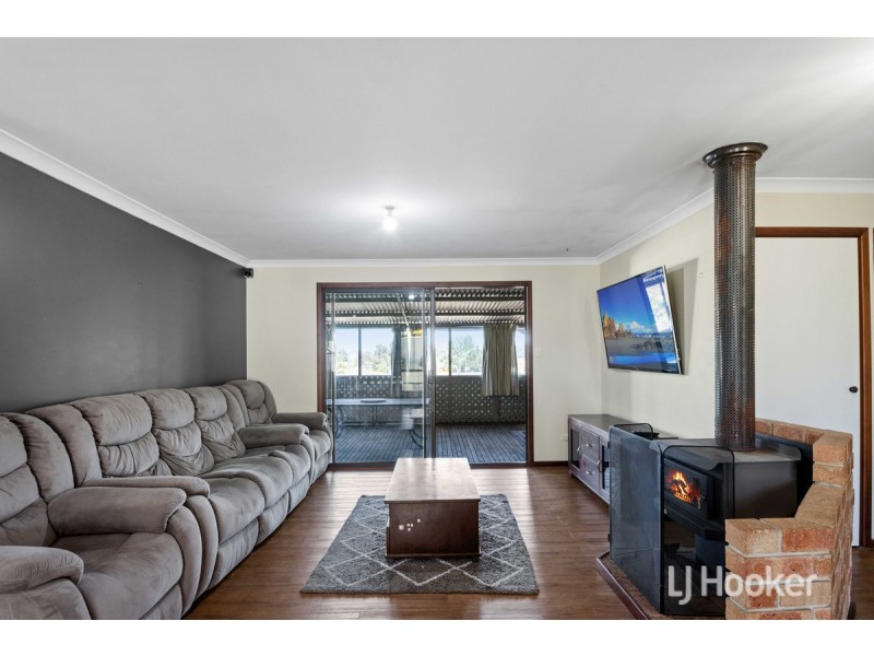 59 Deakin Street, Collie WA 6225