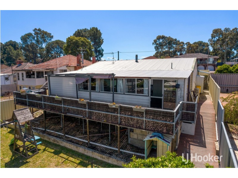 59 Deakin Street, Collie WA 6225