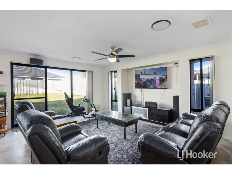 13 Kelston Way, Australind WA 6233