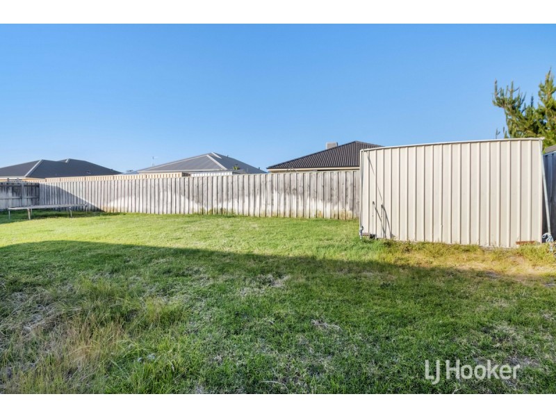 13 Kelston Way, Australind WA 6233