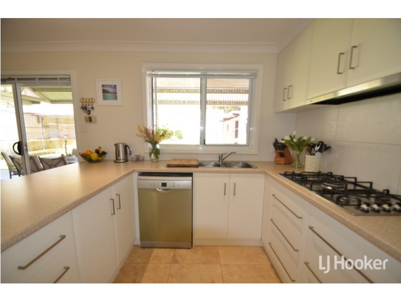 16 Magill Street, Australind WA 6233