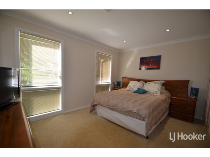 16 Magill Street, Australind WA 6233