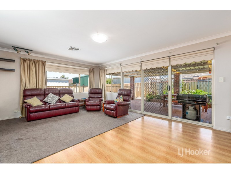 9 Harlequin Gardens, Eaton WA 6232