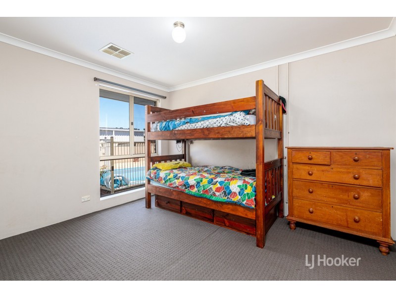 9 Harlequin Gardens, Eaton WA 6232