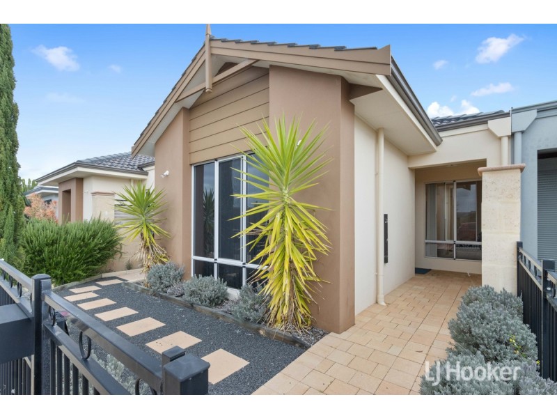 24 Arrowsmith Drive, Dalyellup WA 6230