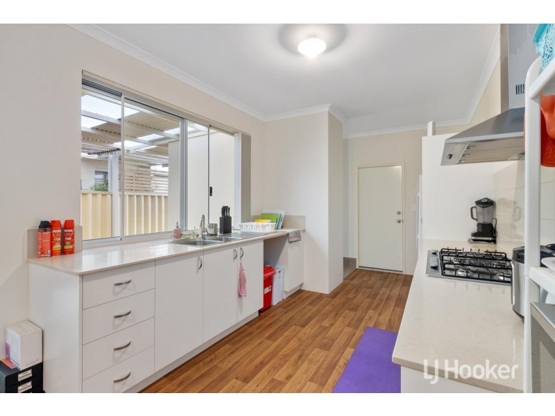 24 Arrowsmith Drive, Dalyellup WA 6230