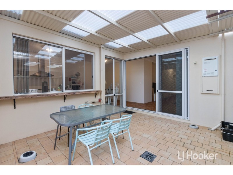 24 Arrowsmith Drive, Dalyellup WA 6230