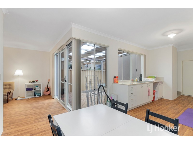 24 Arrowsmith Drive, Dalyellup WA 6230