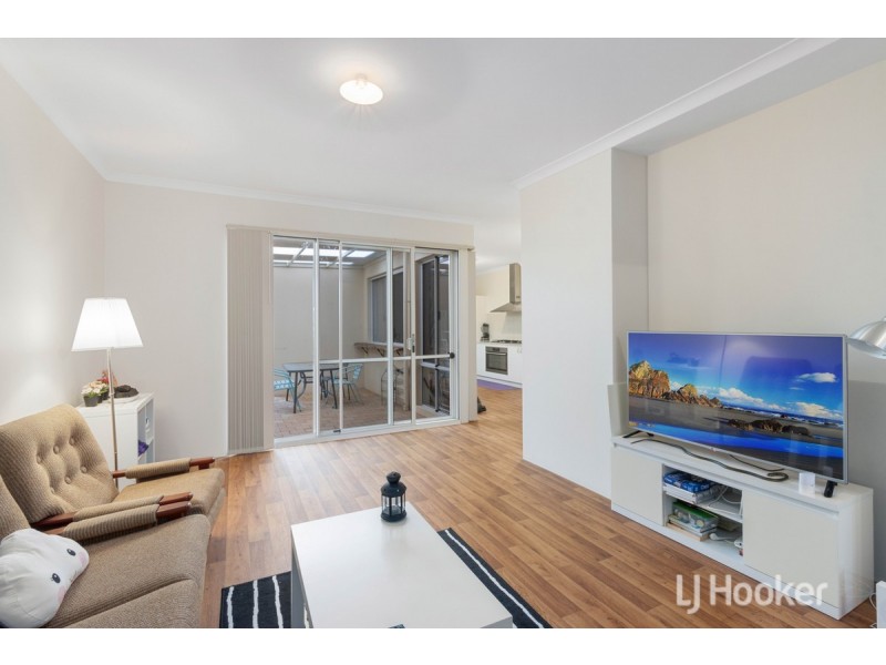 24 Arrowsmith Drive, Dalyellup WA 6230