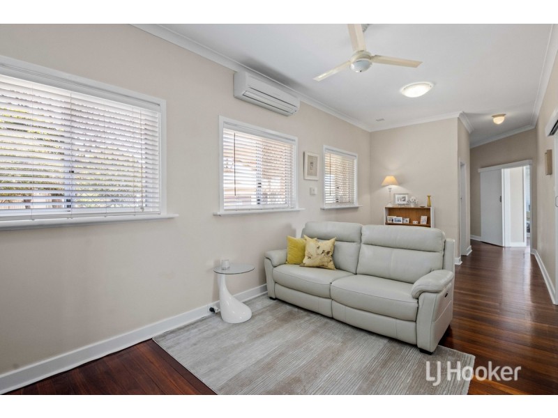 22 Carma Avenue, Collie WA 6225