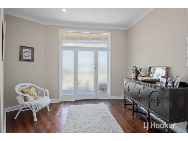 22 Carma Avenue, Collie WA 6225