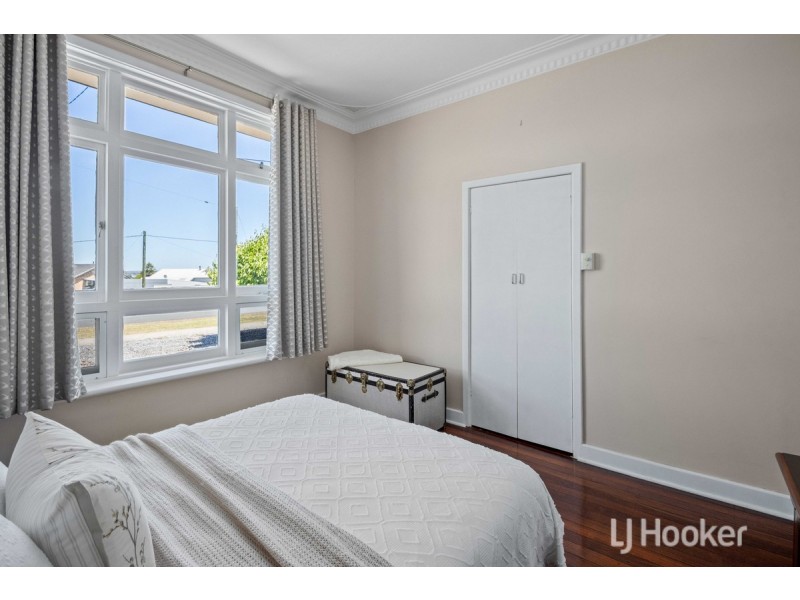 22 Carma Avenue, Collie WA 6225