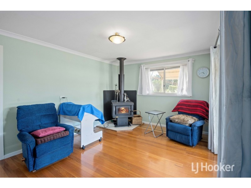 24 Dudley Street, Collie Burn WA 6225