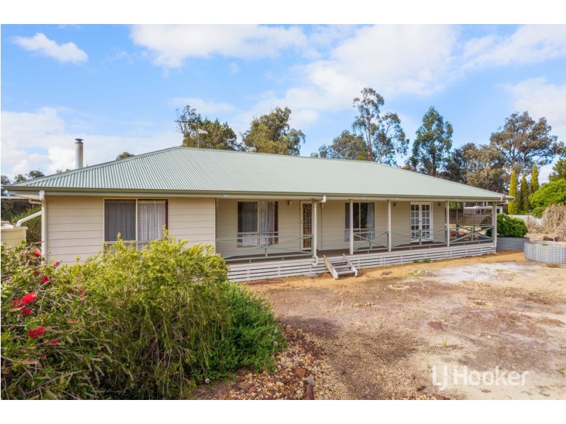 24 Dudley Street, Collie WA 6225