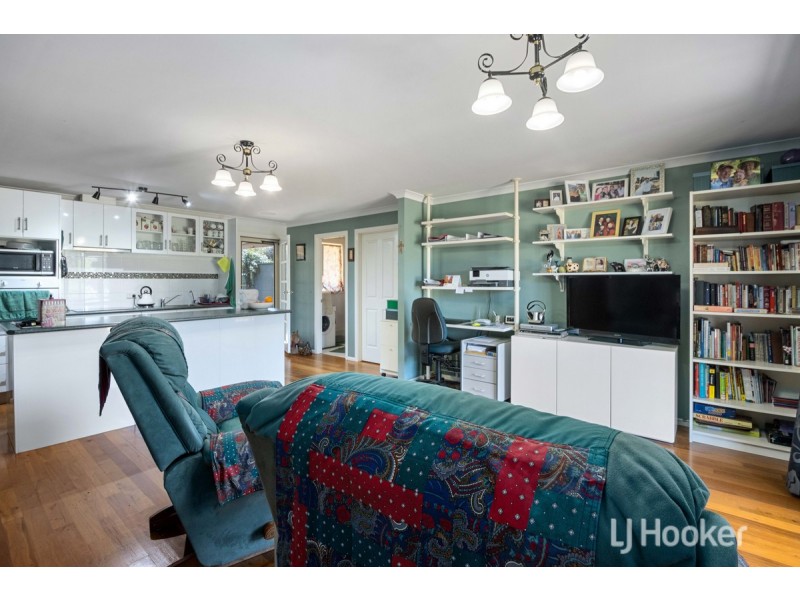 24 Dudley Street, Collie WA 6225