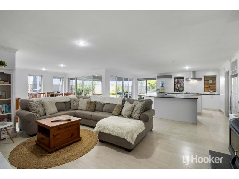 9 Friartuck Road, Dalyellup WA 6230