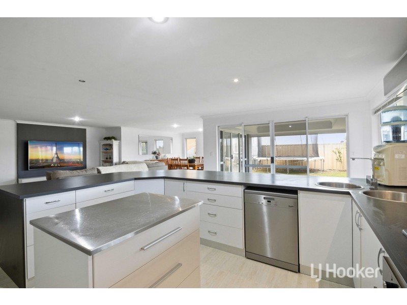 9 Friartuck Road, Dalyellup WA 6230