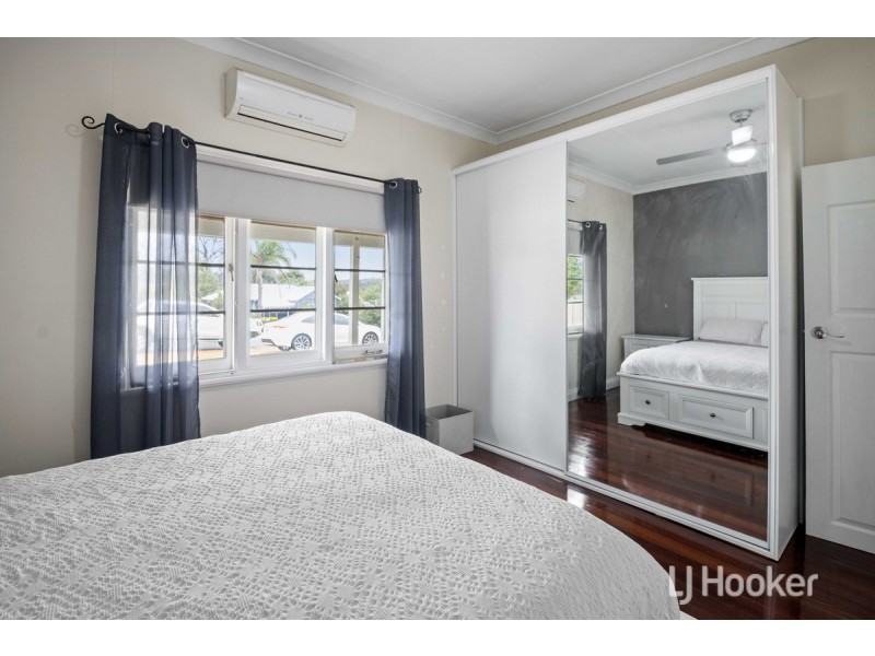 11 Deakin Street, Collie WA 6225