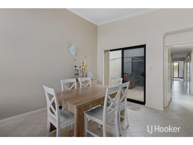 4/31 Carey Street, Bunbury WA 6230