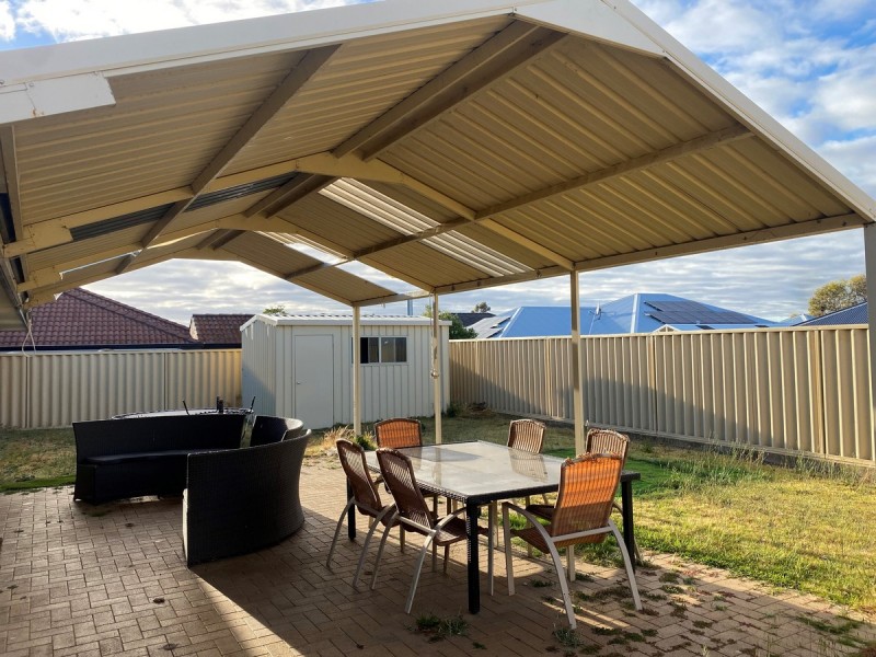 10 Illawarra Drive, Eaton WA 6232