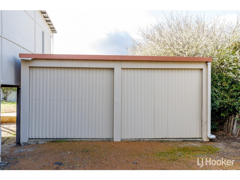 12 Steere Street, Collie WA 6225