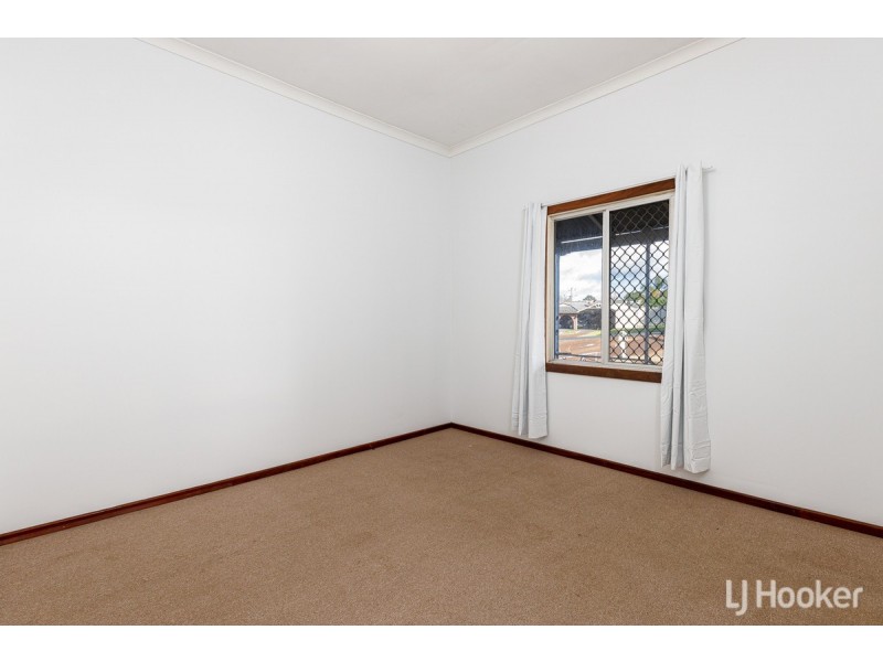 12 Steere Street, Collie WA 6225