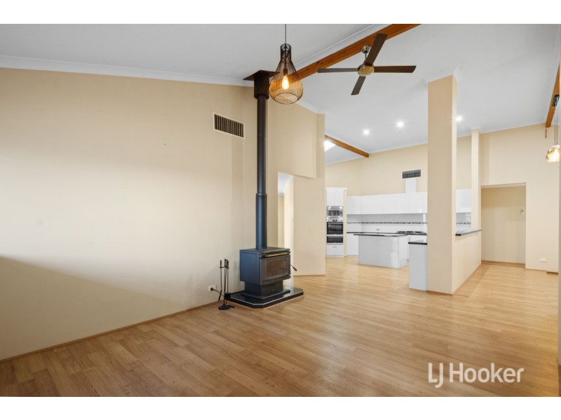 18 Albion Rise, Australind WA 6233