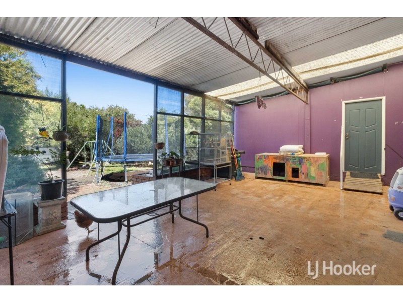 61 Mckinley Street, Collie WA 6225