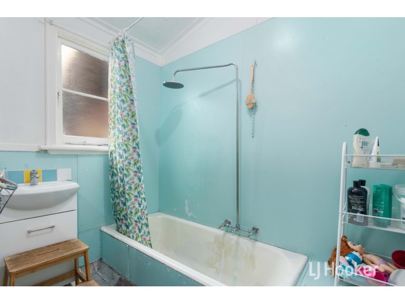 61 Mckinley Street, Collie WA 6225