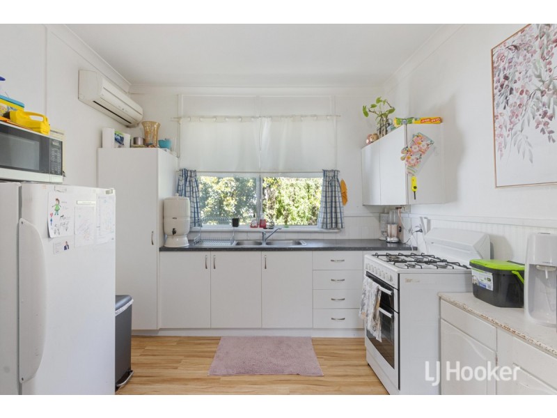 61 Mckinley Street, Collie WA 6225