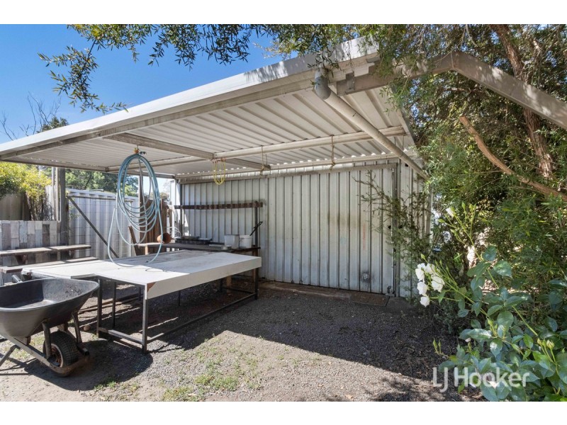 61 Mckinley Street, Collie WA 6225