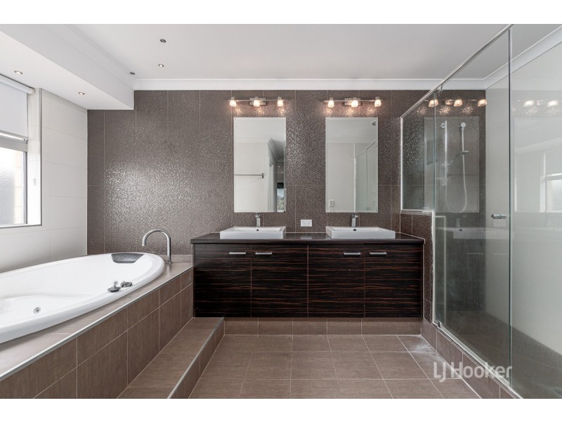 23 Henderson Crescent, Australind WA 6233