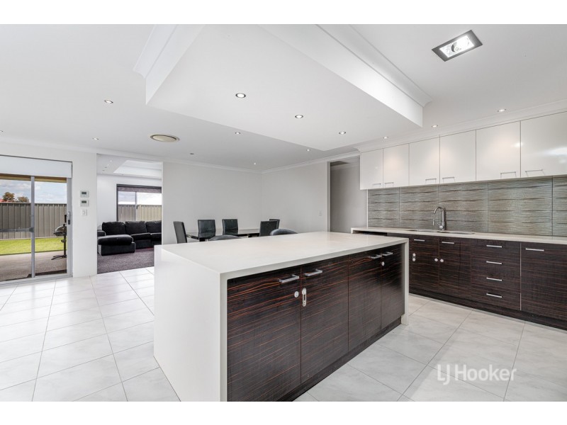 23 Henderson Crescent, Australind WA 6233